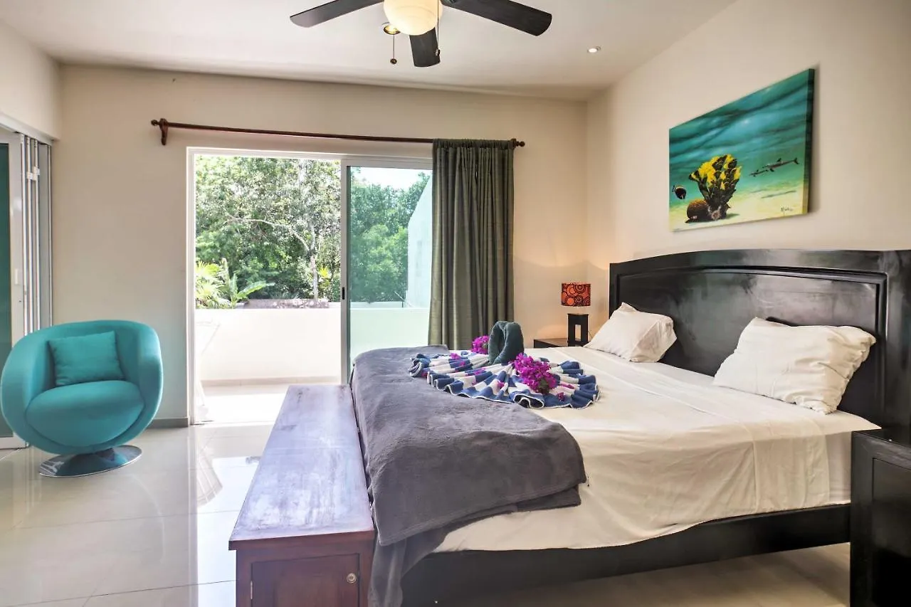 Casa Esmeralda With Pool Access And Furnished Patio! トゥルム