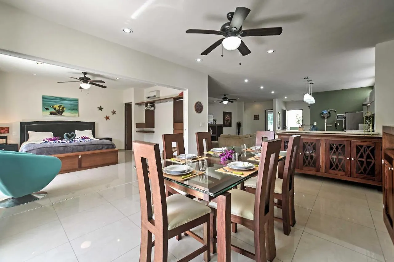 Casa Esmeralda With Pool Access And Furnished Patio! Tulum Villa